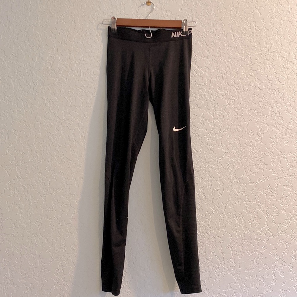 ‘Nike’ Pro Black Leggings - Size Small